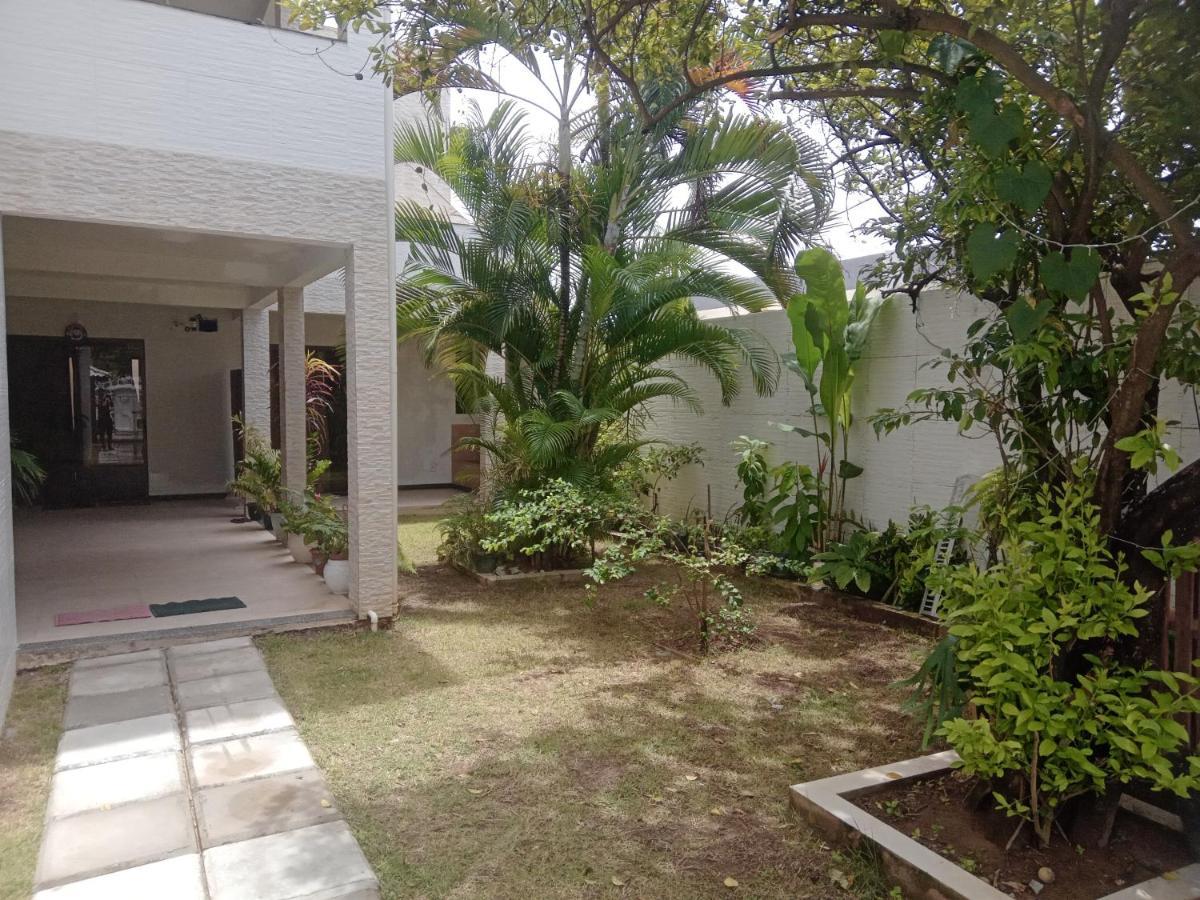 Apts E Suites Em Stella Maris Salvador Eksteriør bilde