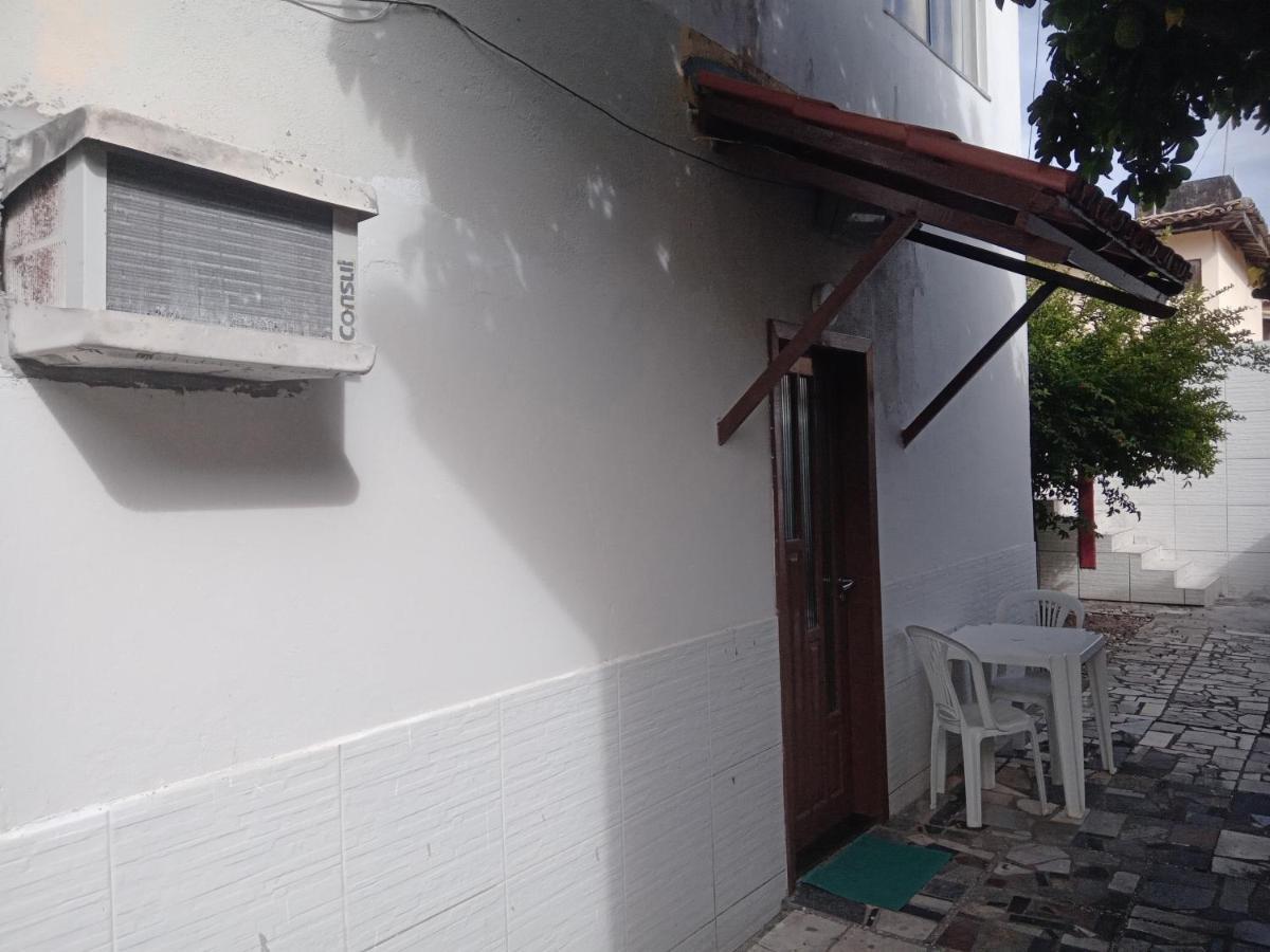 Apts E Suites Em Stella Maris Salvador Eksteriør bilde